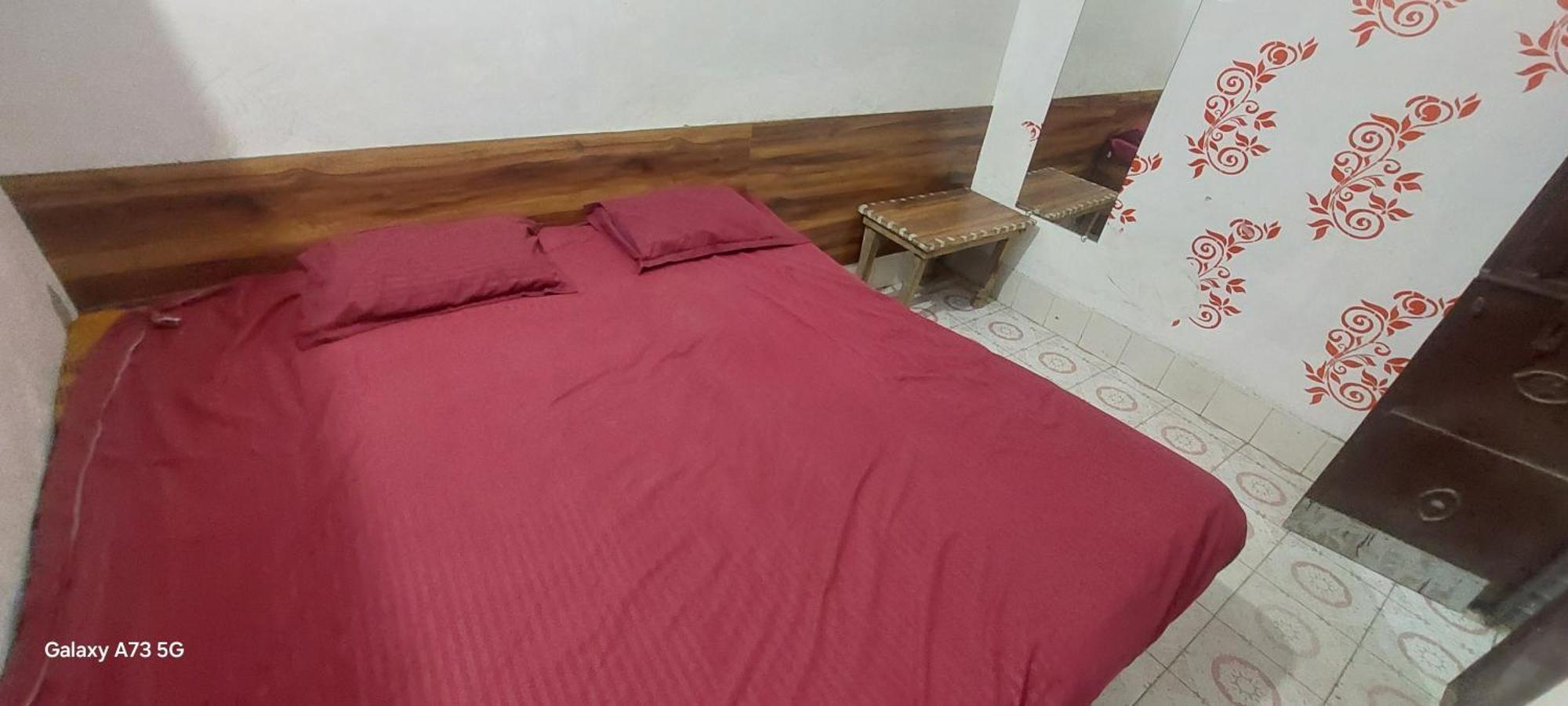 Kanti Devi Seva Sadan Mathura Exteriör bild